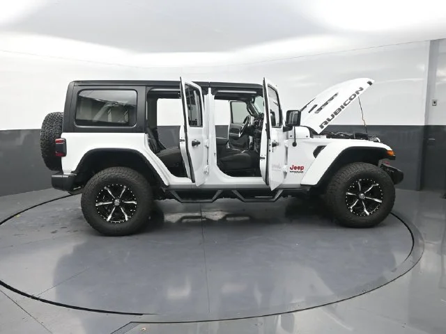 Used 2022 White Jeep Unlimited Rubicon image 36