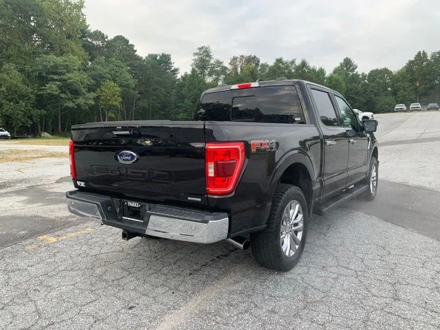 Used 2021 Agate Black Metallic Ford XLT image 9