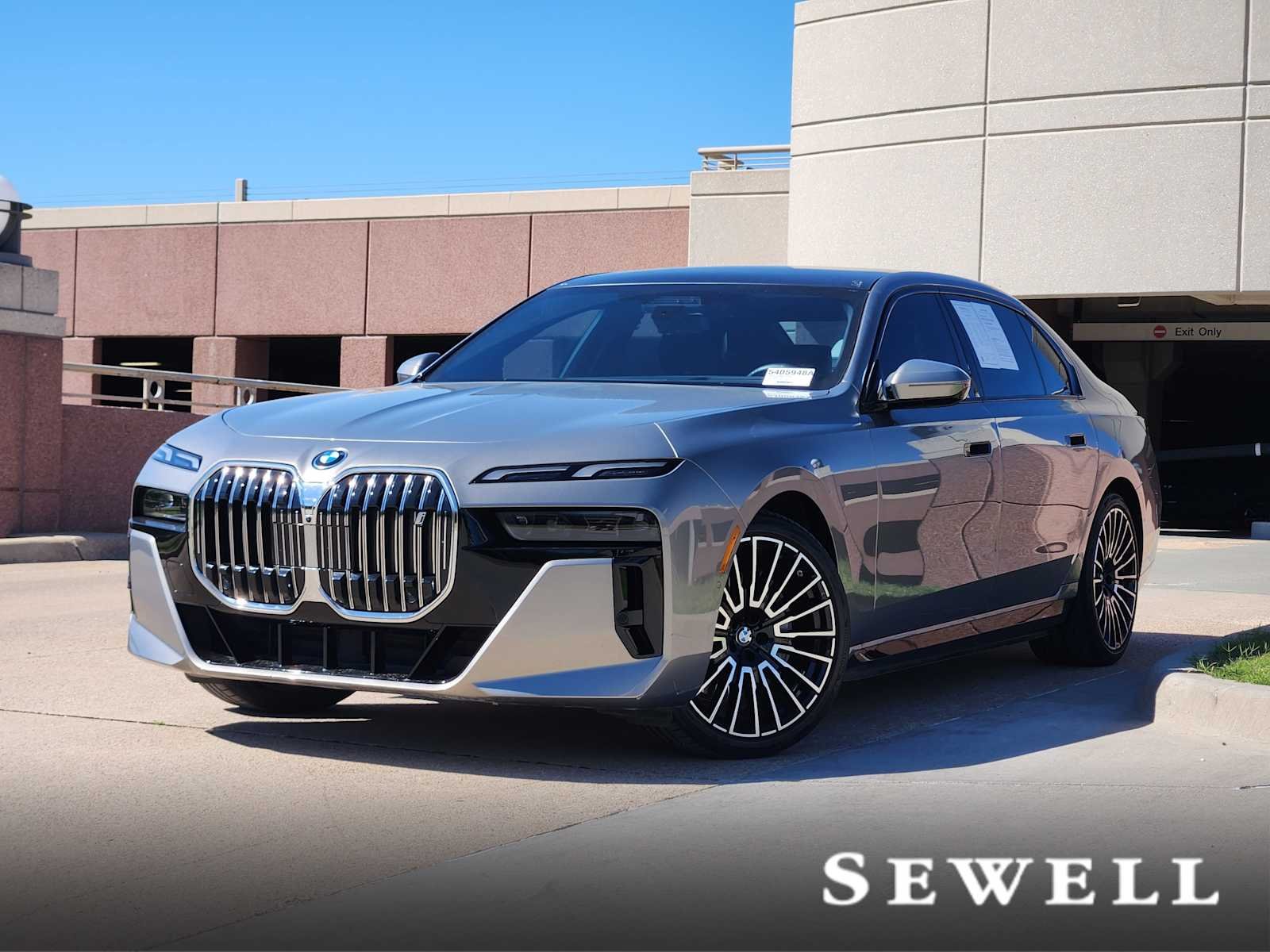 2025 BMW i7
