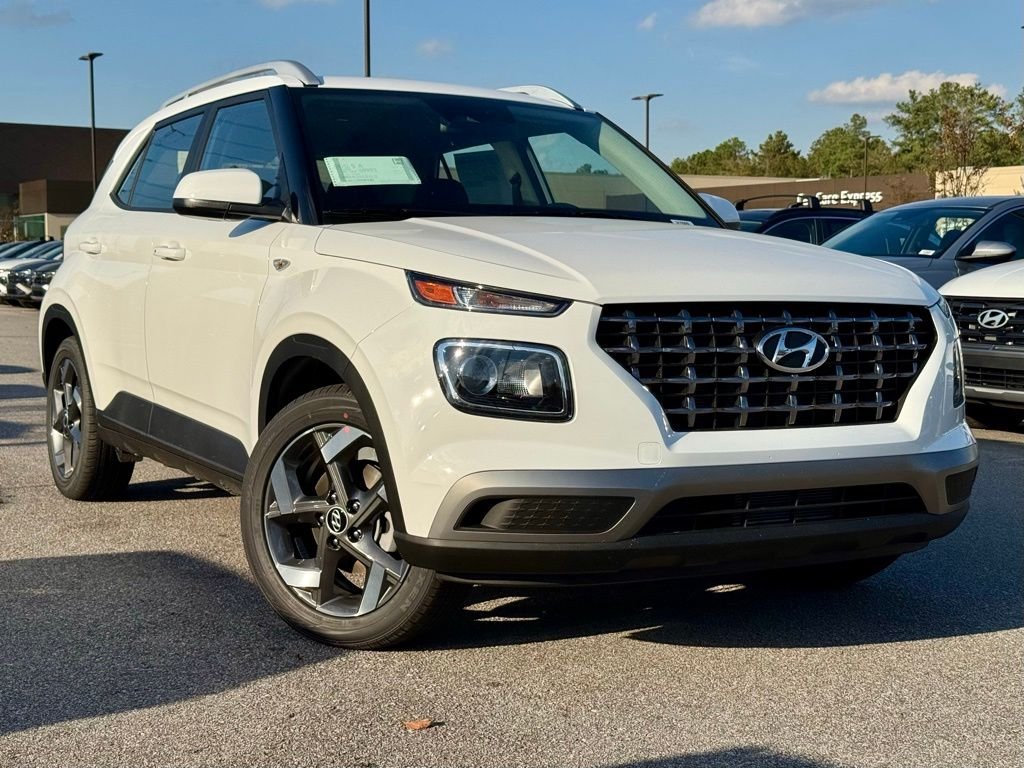 Used 2026 White Hyundai SEL image 1