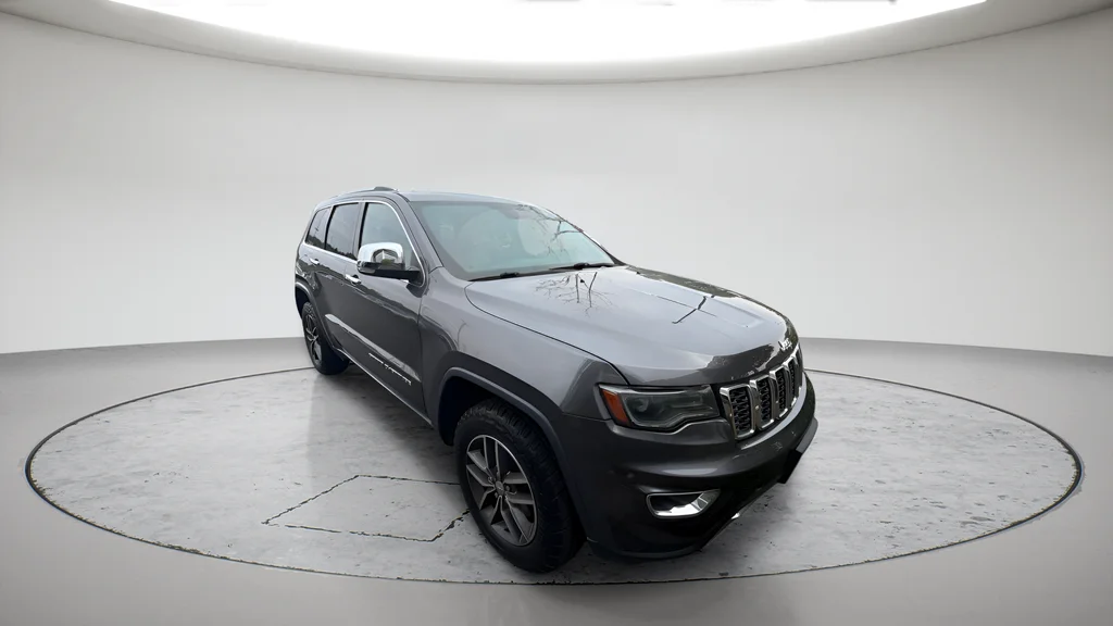 Used 2018 Gray Jeep Limited image 8
