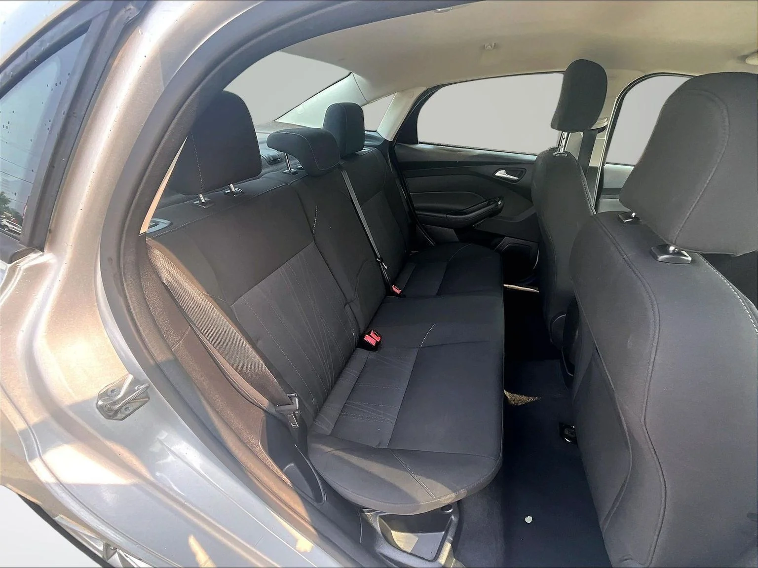 Used 2016 Silver Ford SE image 25