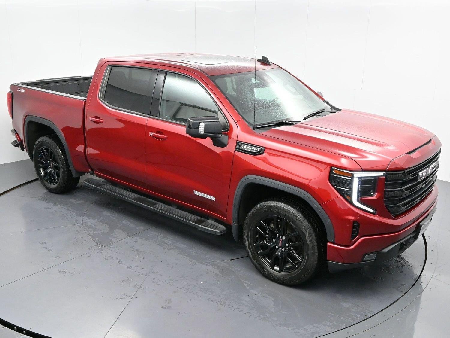 Used 2023 Volcanic Red Tintcoat GMC Elevation image 36