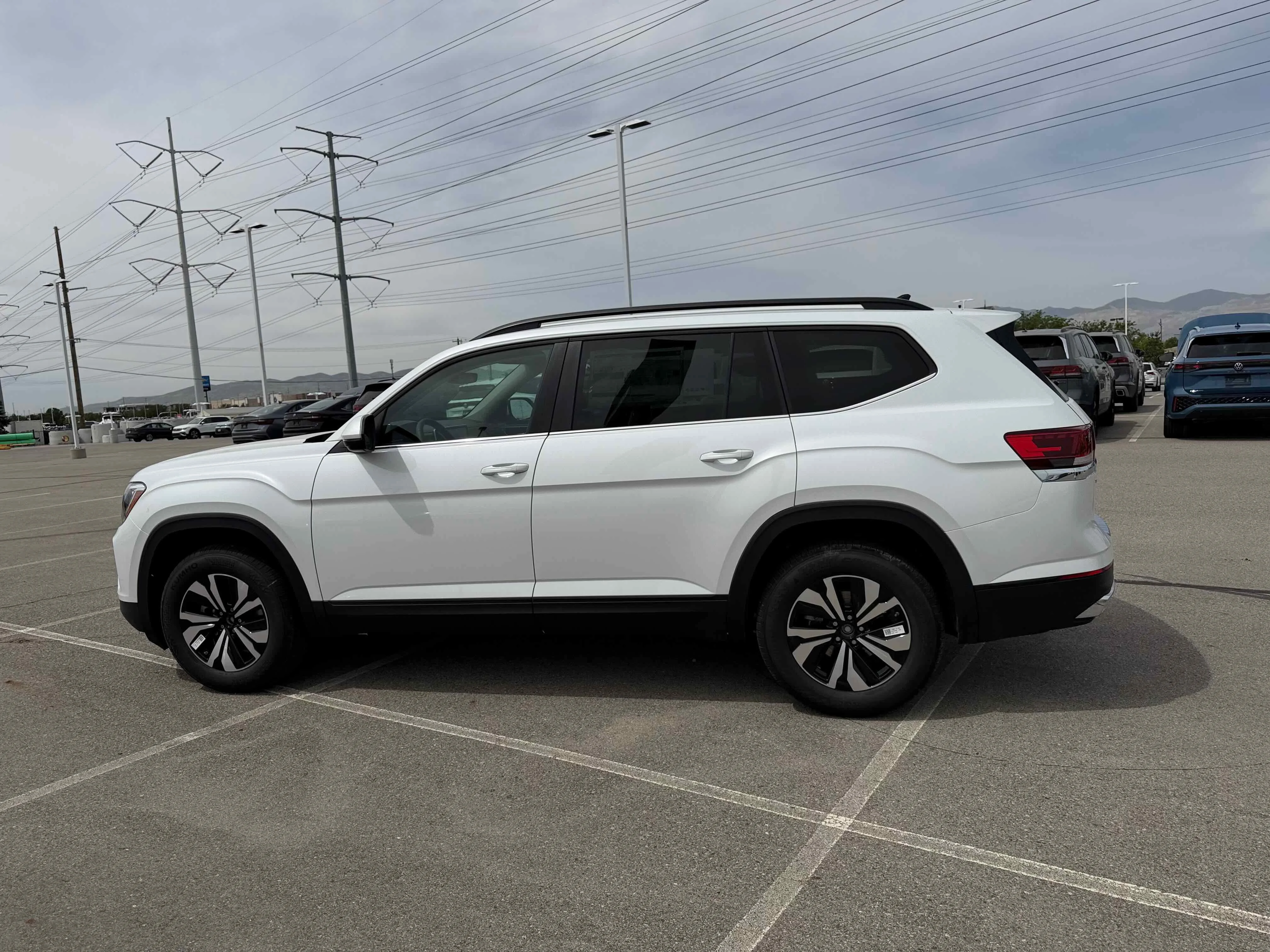 New 2026 Opal White Volkswagen 2.0T SE image 2