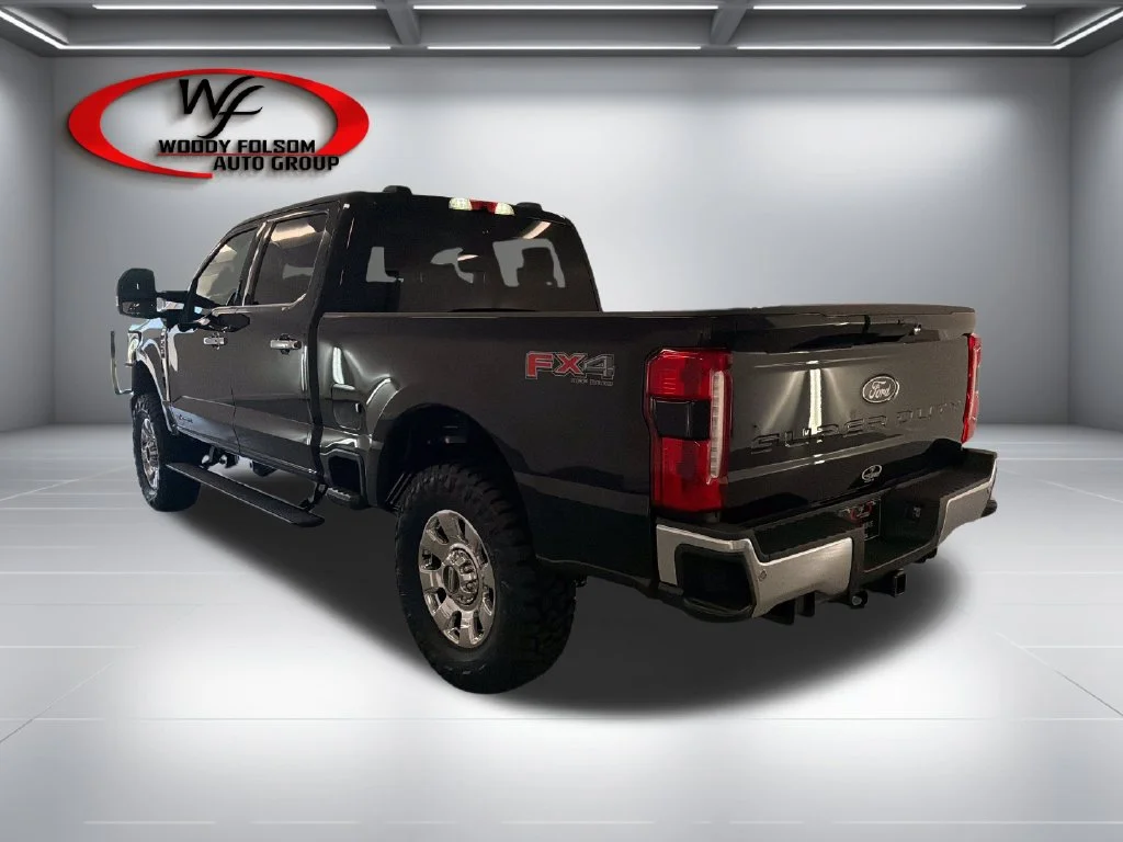 New 2027 Agate Black Metallic Ford F-250® Lariat® image 9