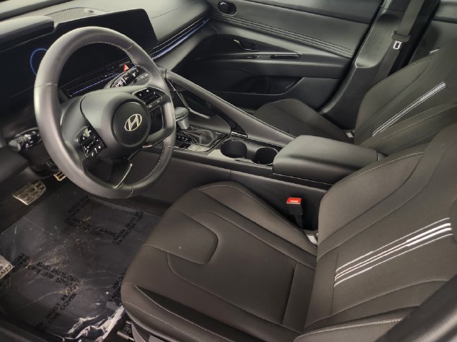 2025 Hyundai Elantra Blue - Photo 11