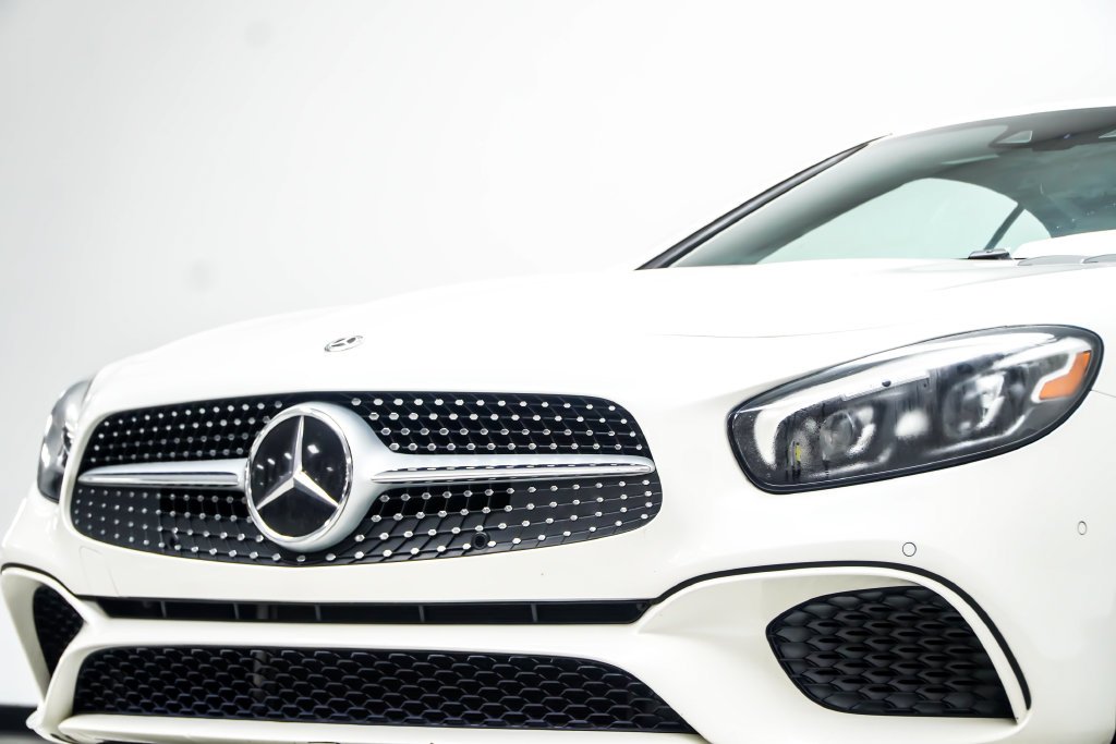 Used 2019 White Mercedes-Benz SL 550 image 7
