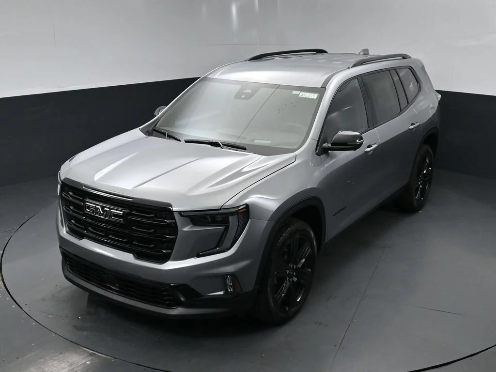 New 2026 Sterling Metallic GMC Elevation image 36