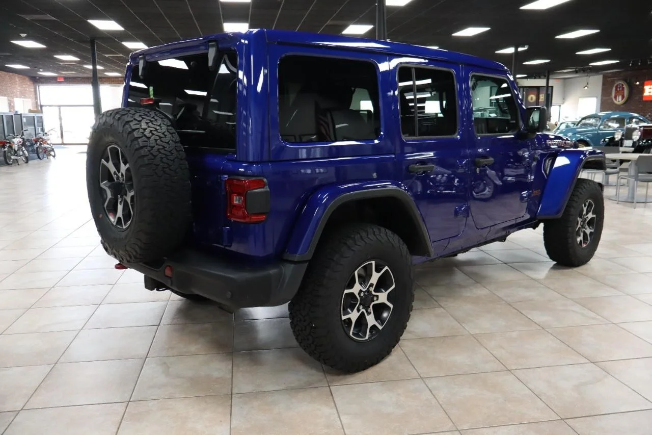 Used 2020 Ocean Blue Metallic Clear Coat Jeep Rubicon image 5