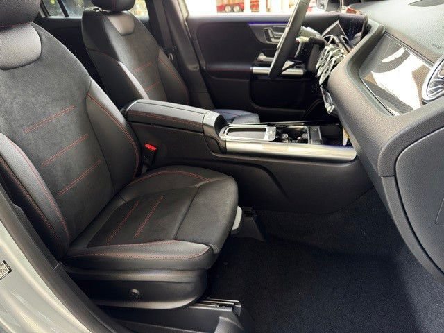 Used 2025 Silver Mercedes-Benz GLA 250 image 14