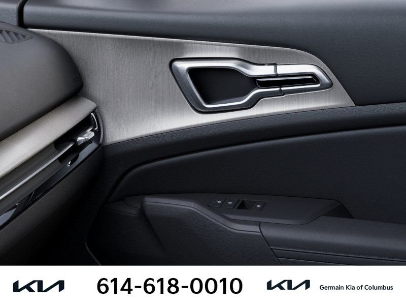 New 2026 White Kia X-Pro Prestige image 28