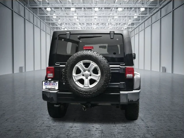 Used 2017 Black Jeep Unlimited Sahara image 5