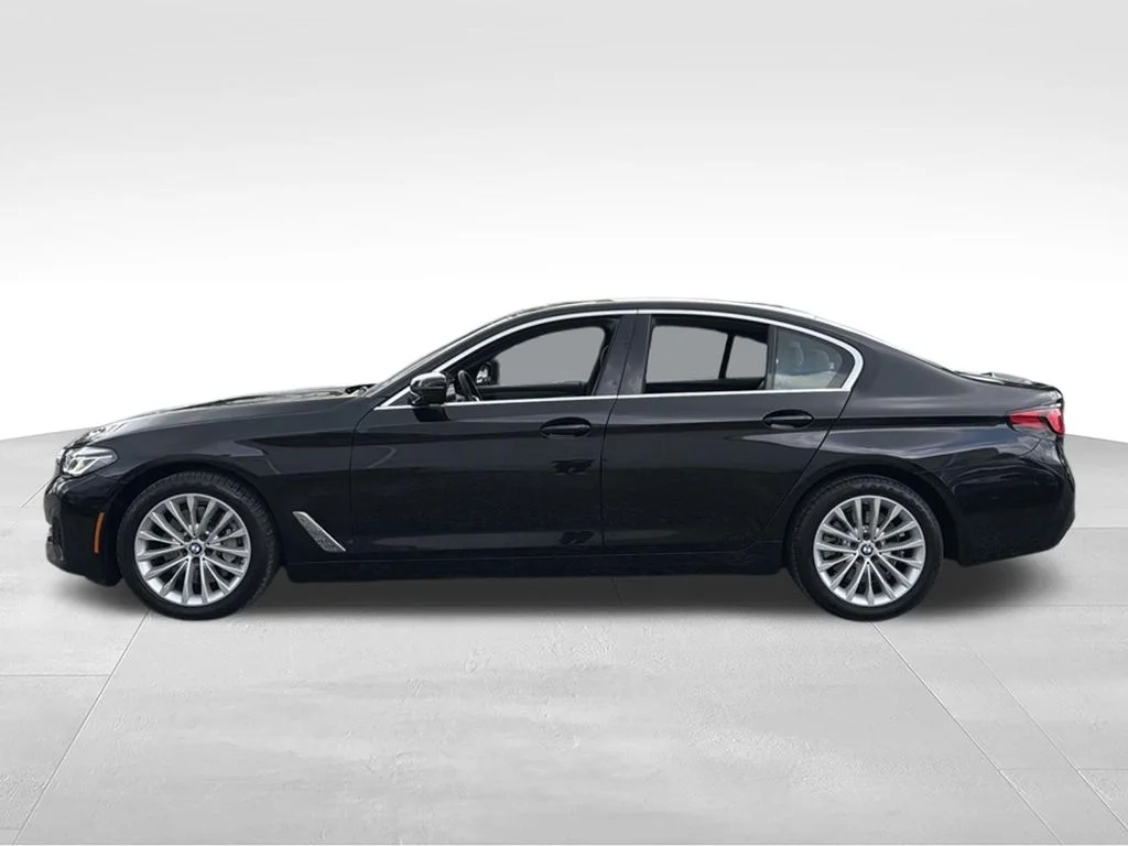 Used 2023 Black BMW 530i xDrive image 5