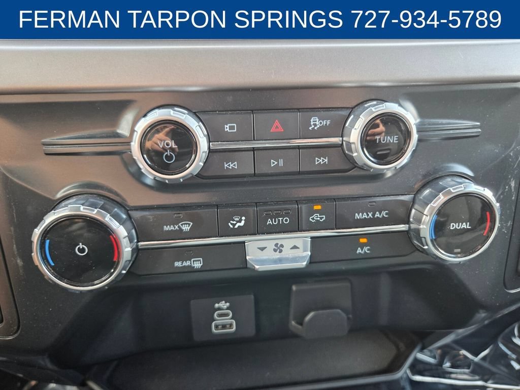 Used 2025 Gray Ford XLT image 26