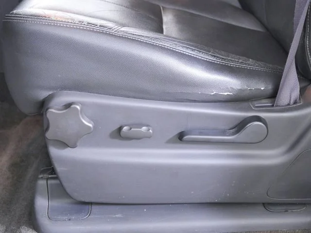Used 2013 Silver Chevrolet LT image 23