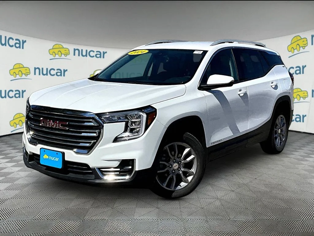 Used 2024 White GMC SLT image 3