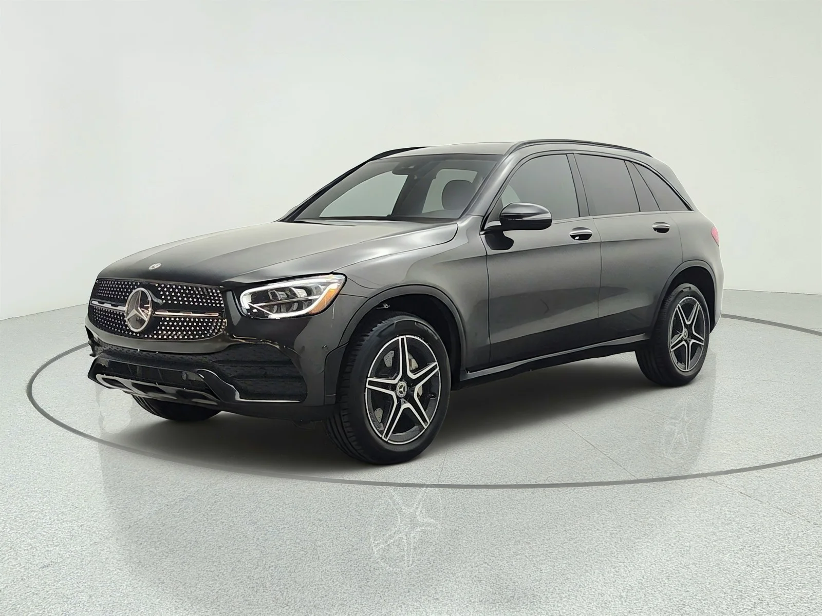 Used 2022 Graphite Grey Metallic Mercedes-Benz GLC 300 SUV image 1