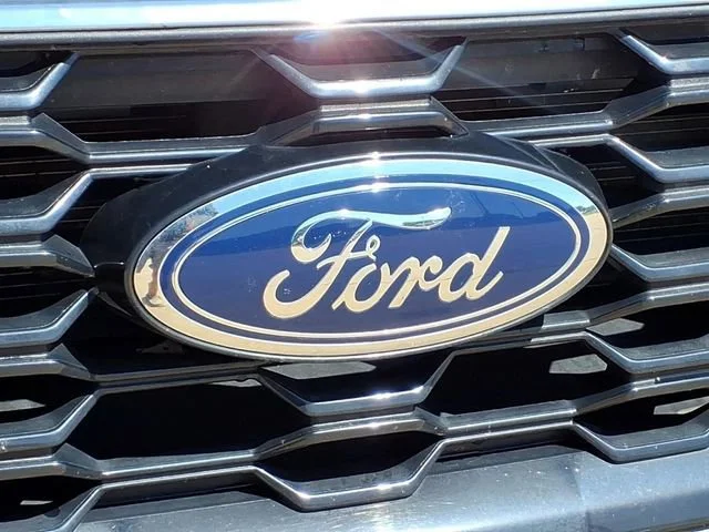 Used 2025  Ford ST-Line Select image 22