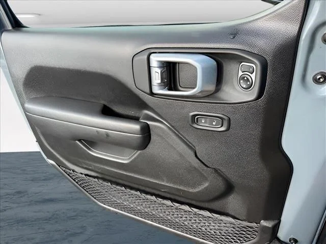Used 2025 Gray Jeep Rubicon image 26