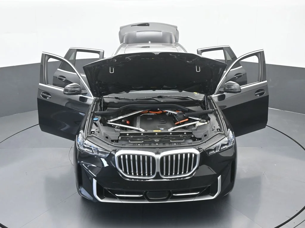 Used 2025 Black Sapphire Metallic BMW xDrive50e image 77