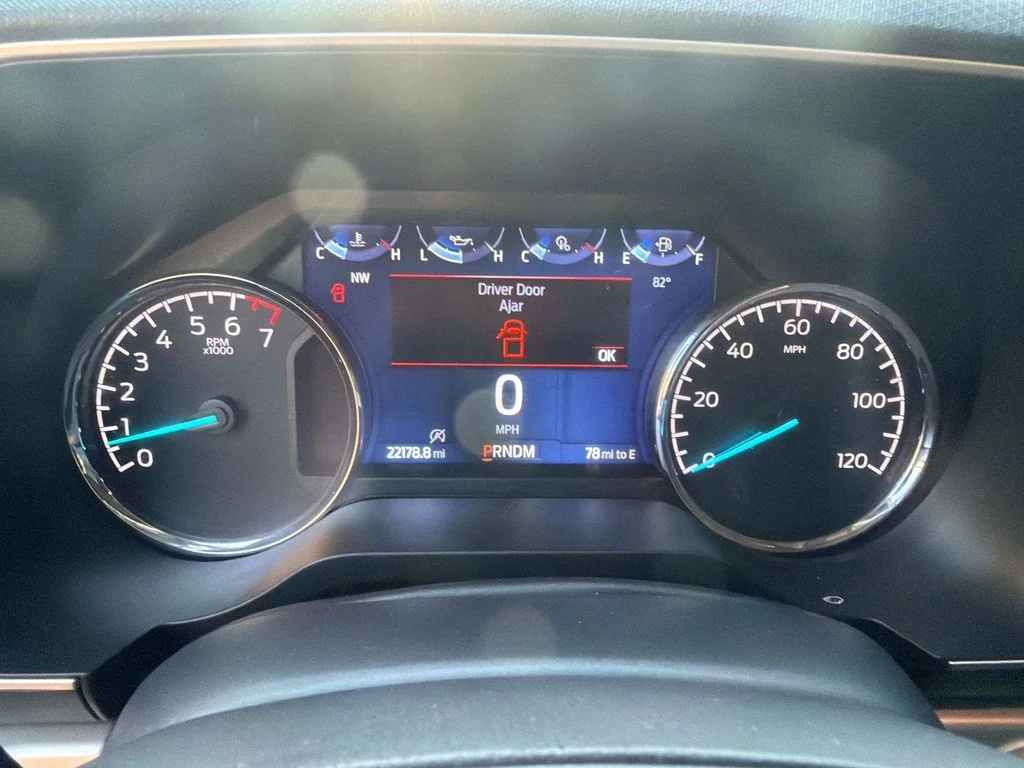Used 2023 Blue Ford XLT image 29