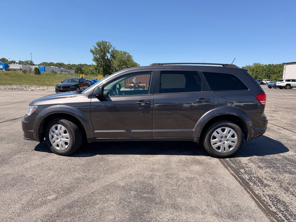 Used 2017 Dodge Journey SE with VIN 3C4PDCAB4HT507745 for sale in Monticello, IN
