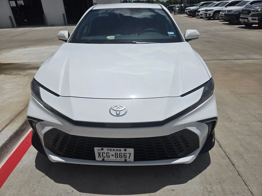 Used 2025 White Toyota SE image 8