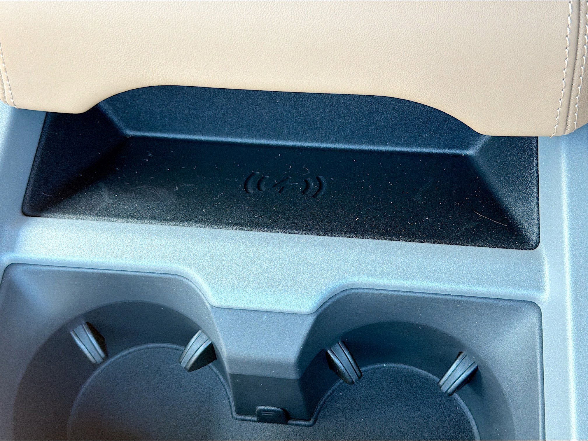 New 2026 Carpathian Grey Land Rover V8 image 31