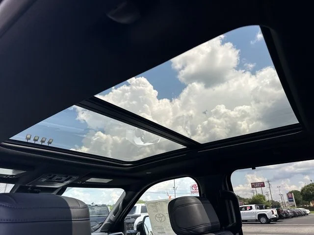 New 2026 Wind Chill Pearl Toyota Platinum image 8