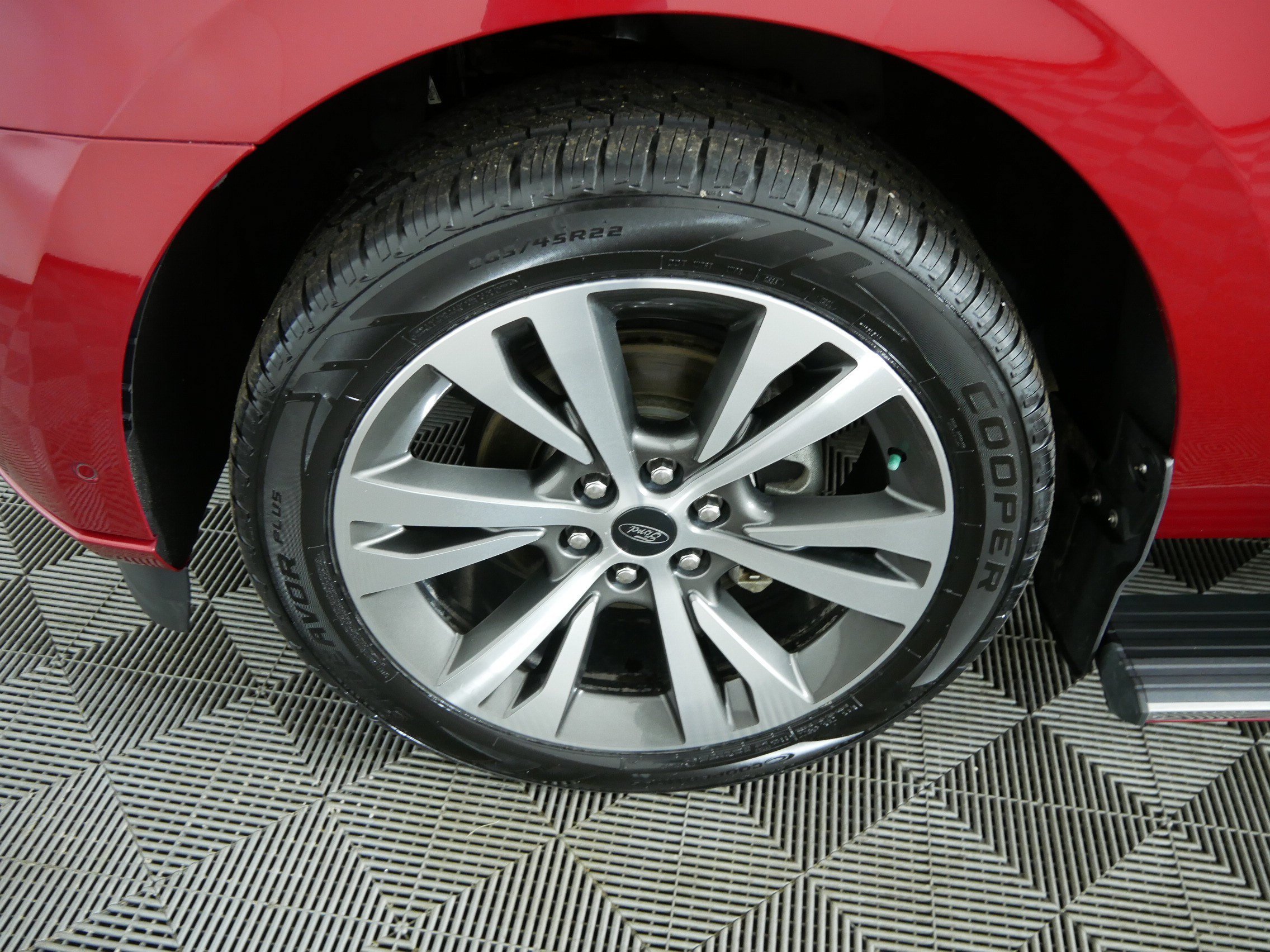 Used 2020 Rapid Red Metallic Tinted Clearcoat Ford Platinum image 15