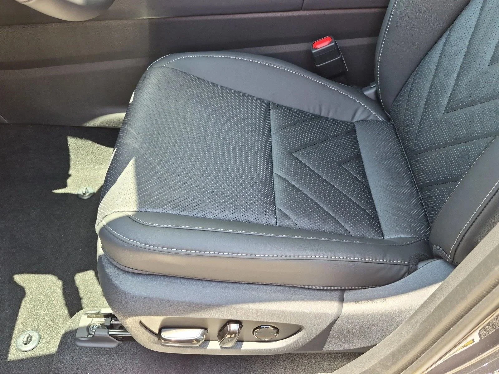 New 2026 Cloudburst Gray Lexus  350 LUXURY AWD image 4