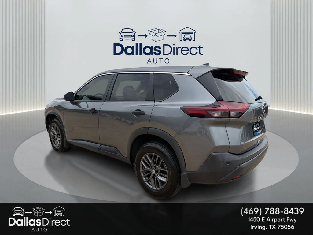 Used 2021 Gun Metallic Nissan S image 8