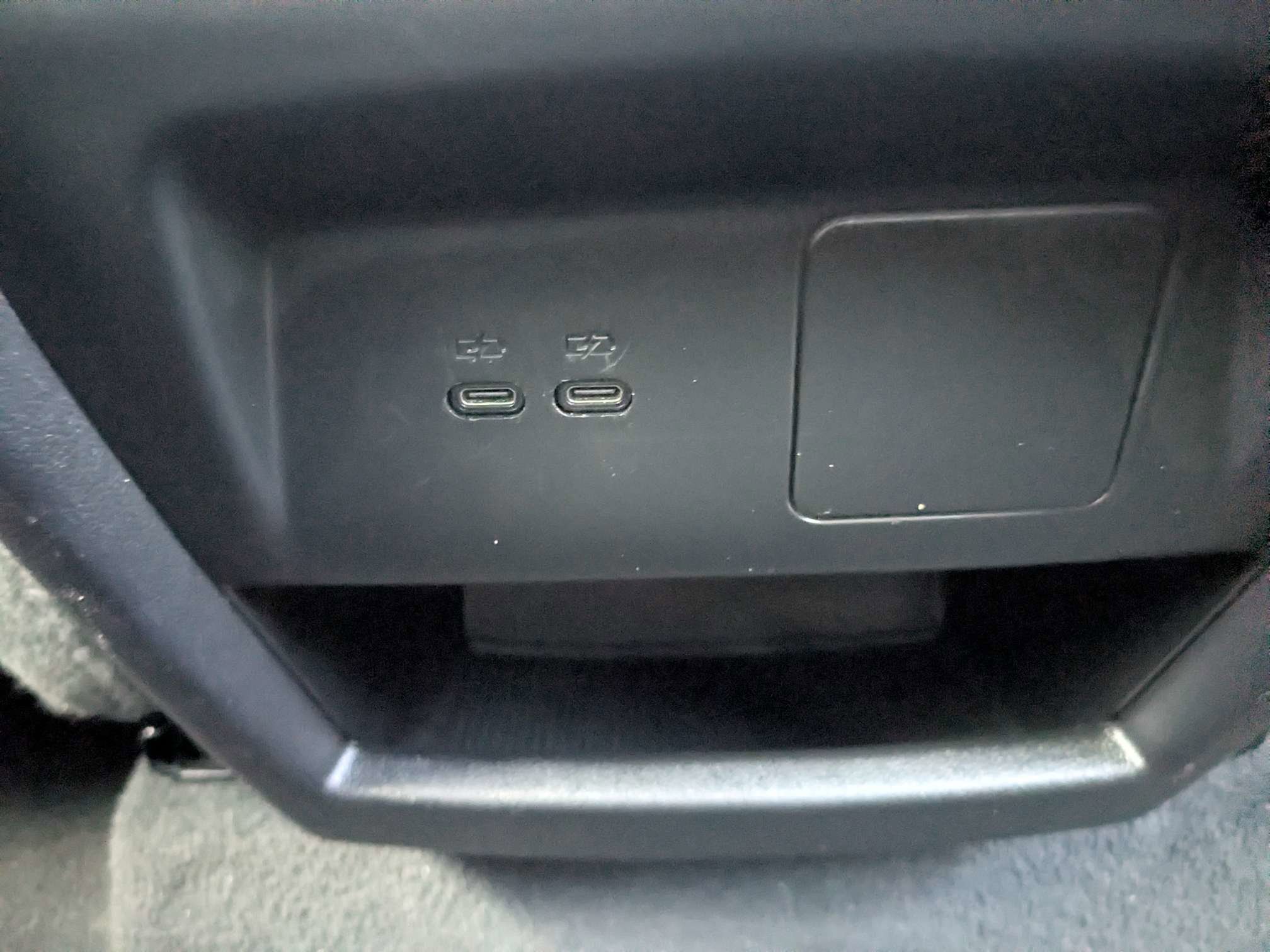 Used 2025 Summit White Chevrolet FWD LT image 18