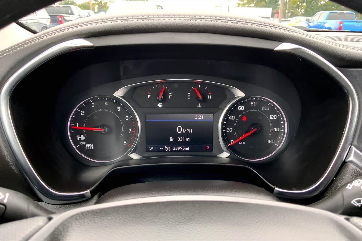 Used 2025 Summit White Chevrolet LT image 25