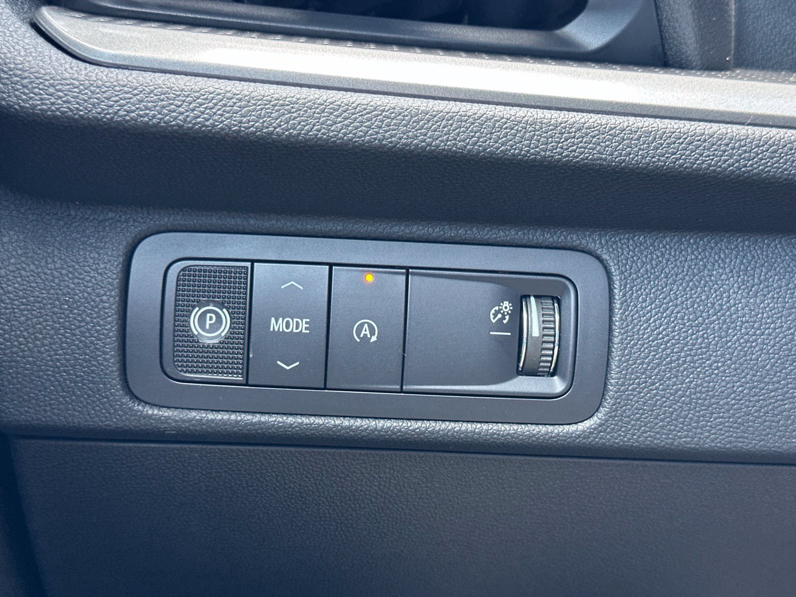 New 2027 Sterling Gray Metallic Chevrolet LT image 36