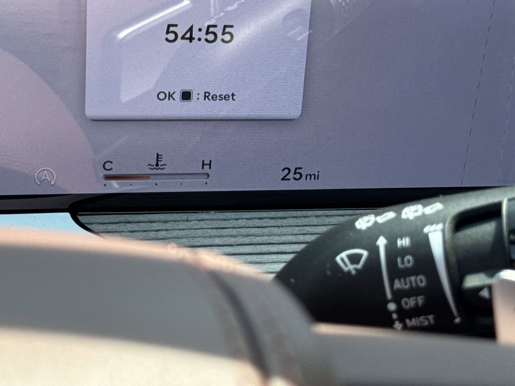 New 2025 Silver Genesis 3.5T Prestige image 30