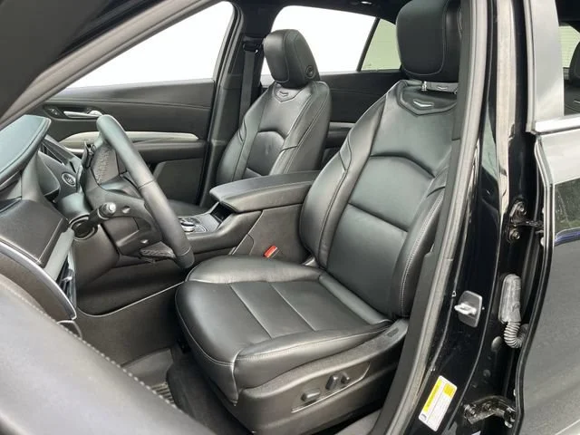 Used 2022 STELLAR BLACK METALLIC Cadillac AWD Premium Luxury image 17