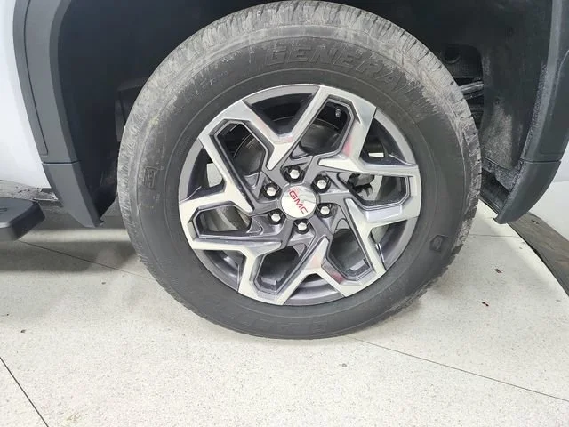 2026 GMC Sierra 1500 SLT - Photo 55