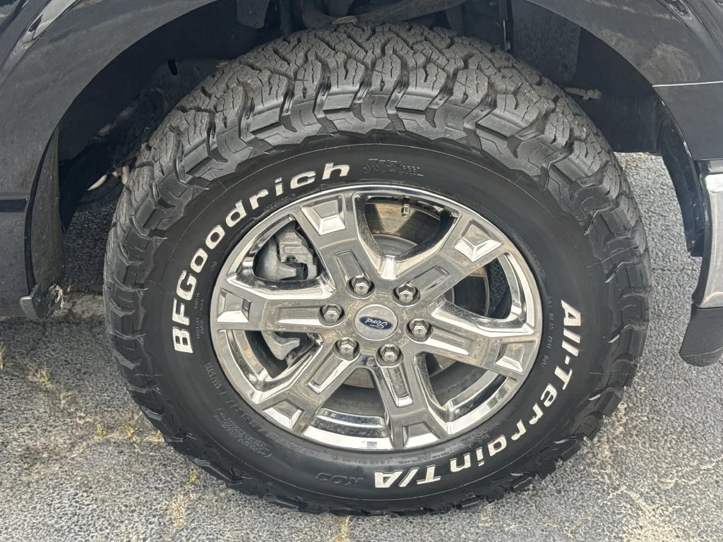 2022 Ford F-150 Lariat - Photo 12
