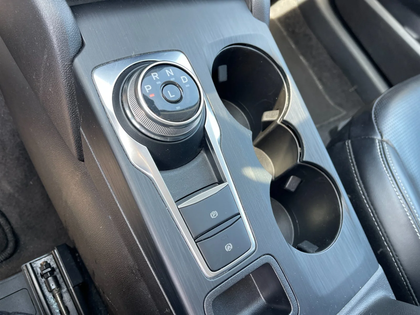Used 2024  Ford Platinum image 24