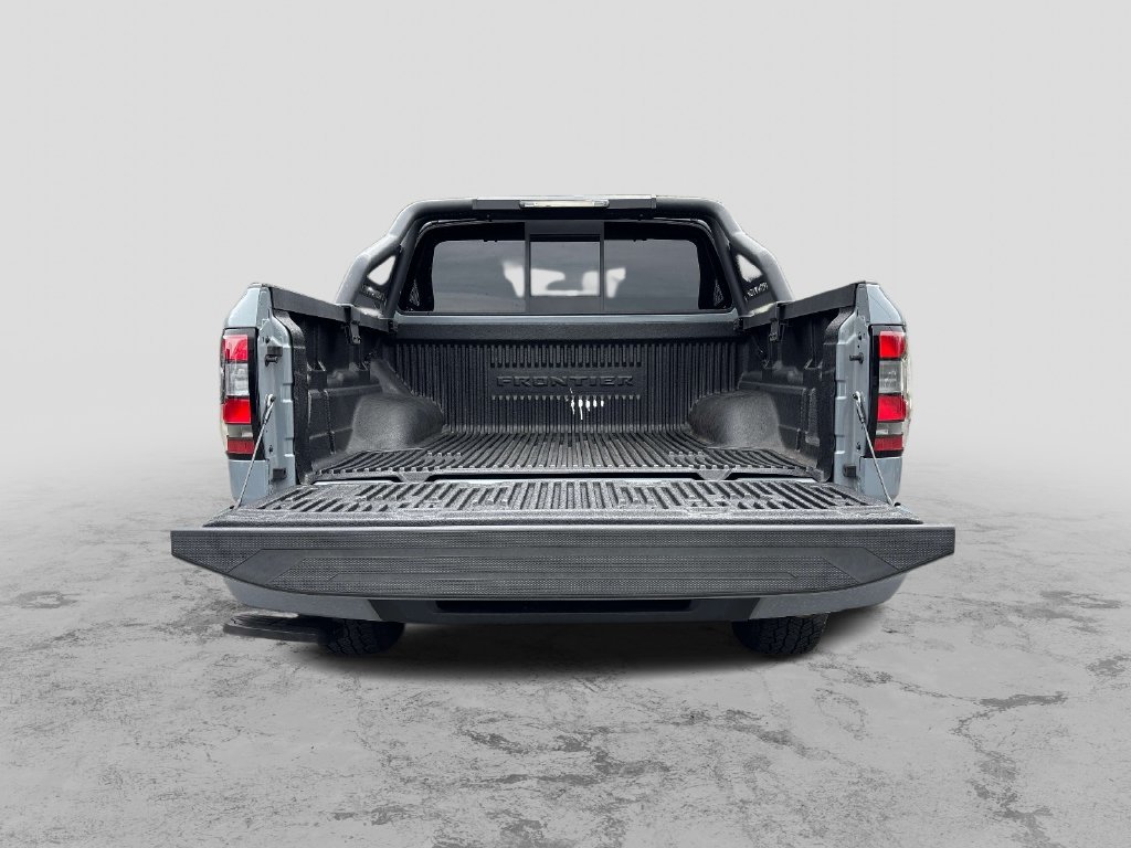 Used 2022 Gray Nissan PRO-4X image 9