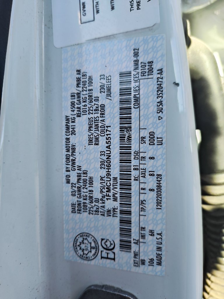 Used 2022 White Ford SEL image 26