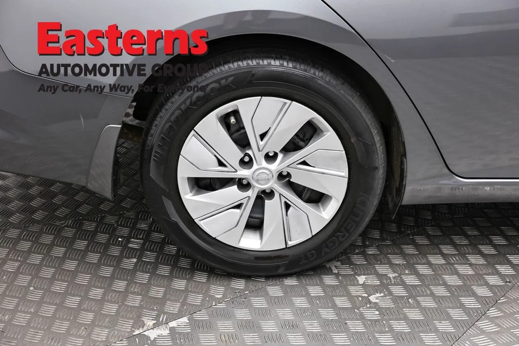 Used 2023 Gray Nissan 2.5 S image 29