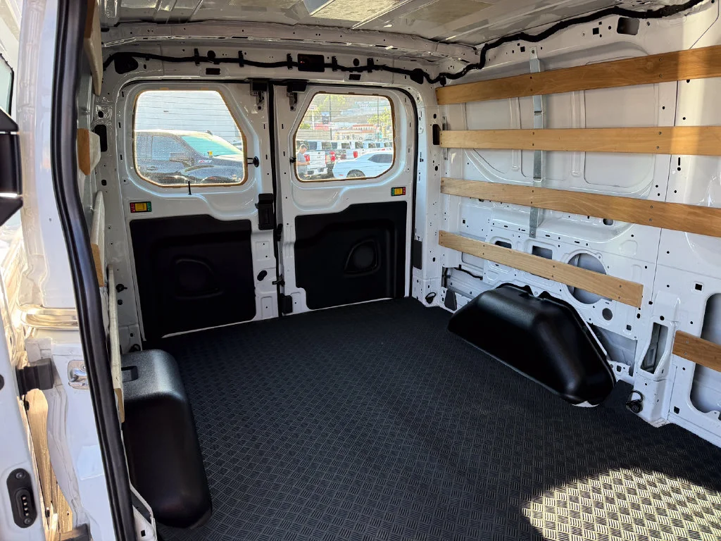 Used 2025 White Ford T250 image 15