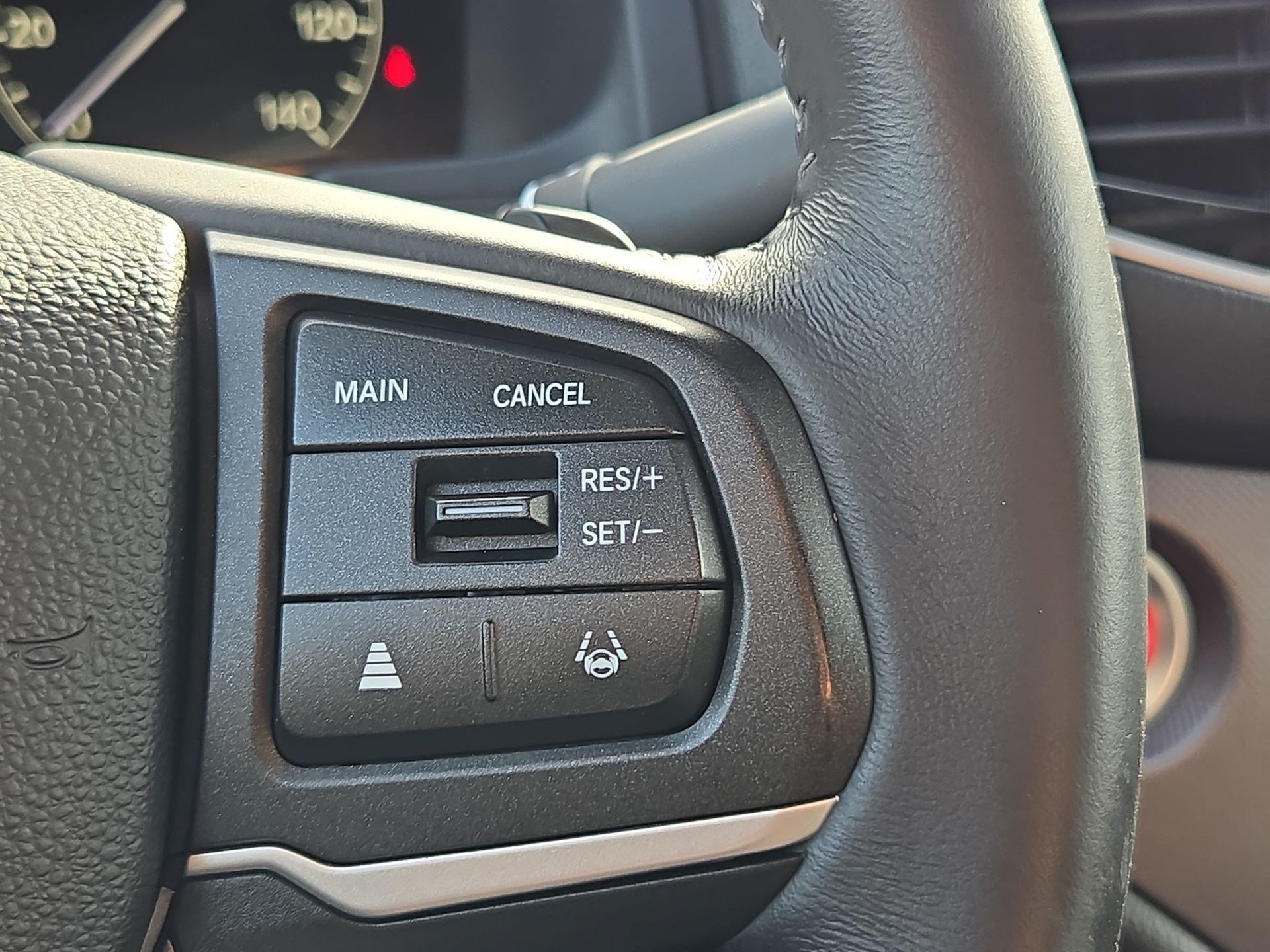 Certified Used 2025 Solar Silver Metallic Honda AWD RTL image 53