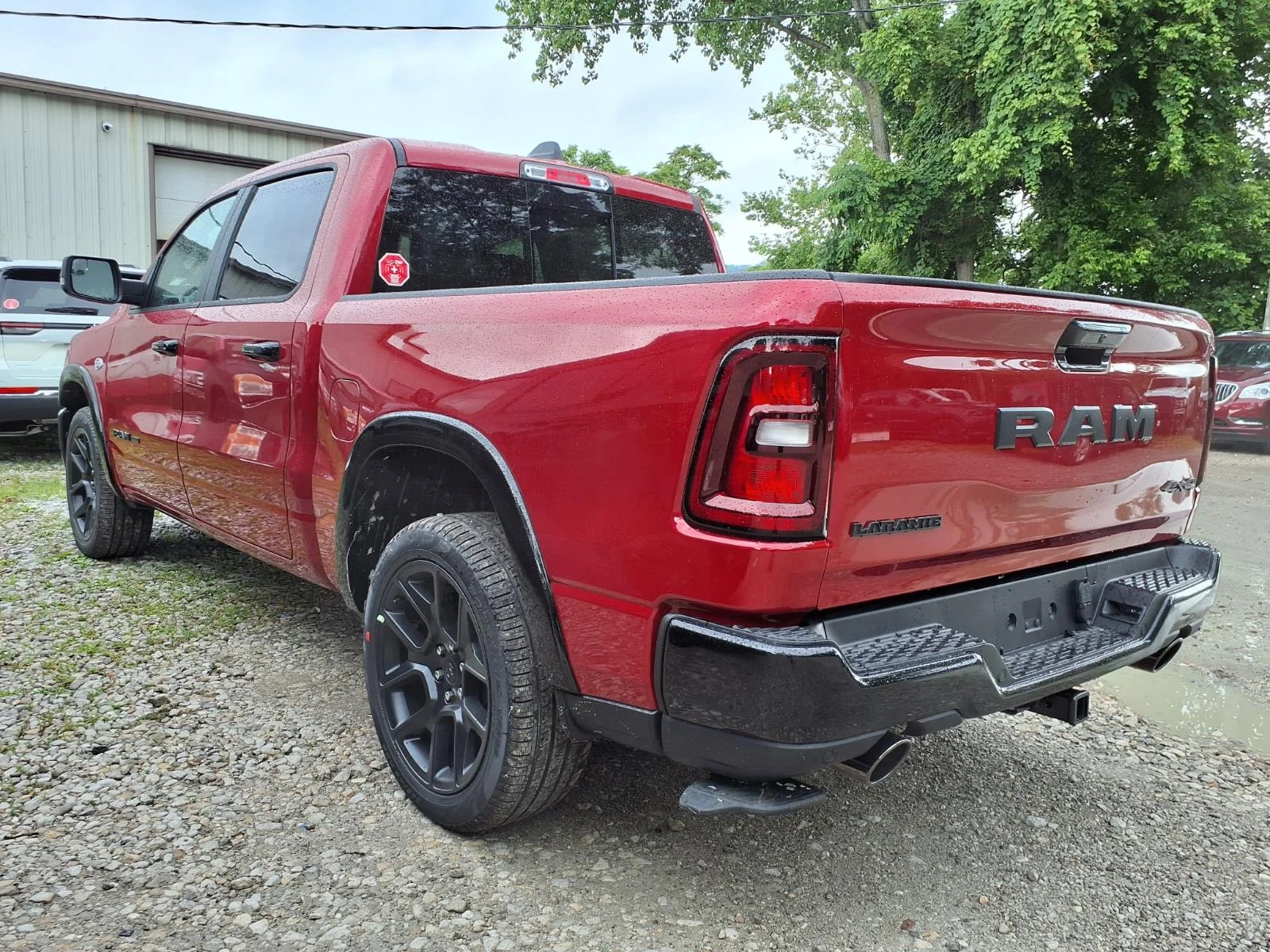 New 2026 Molten Red Pearl-Coat Exterior Paint RAM Laramie image 3