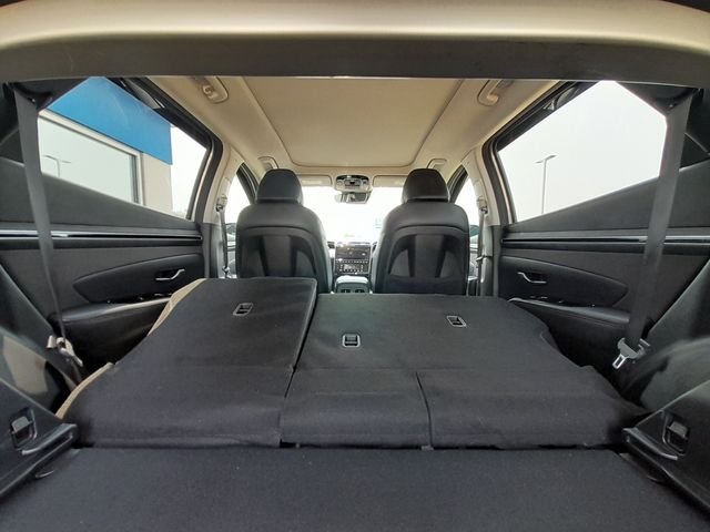 Used 2022 Silver Hyundai Limited image 51