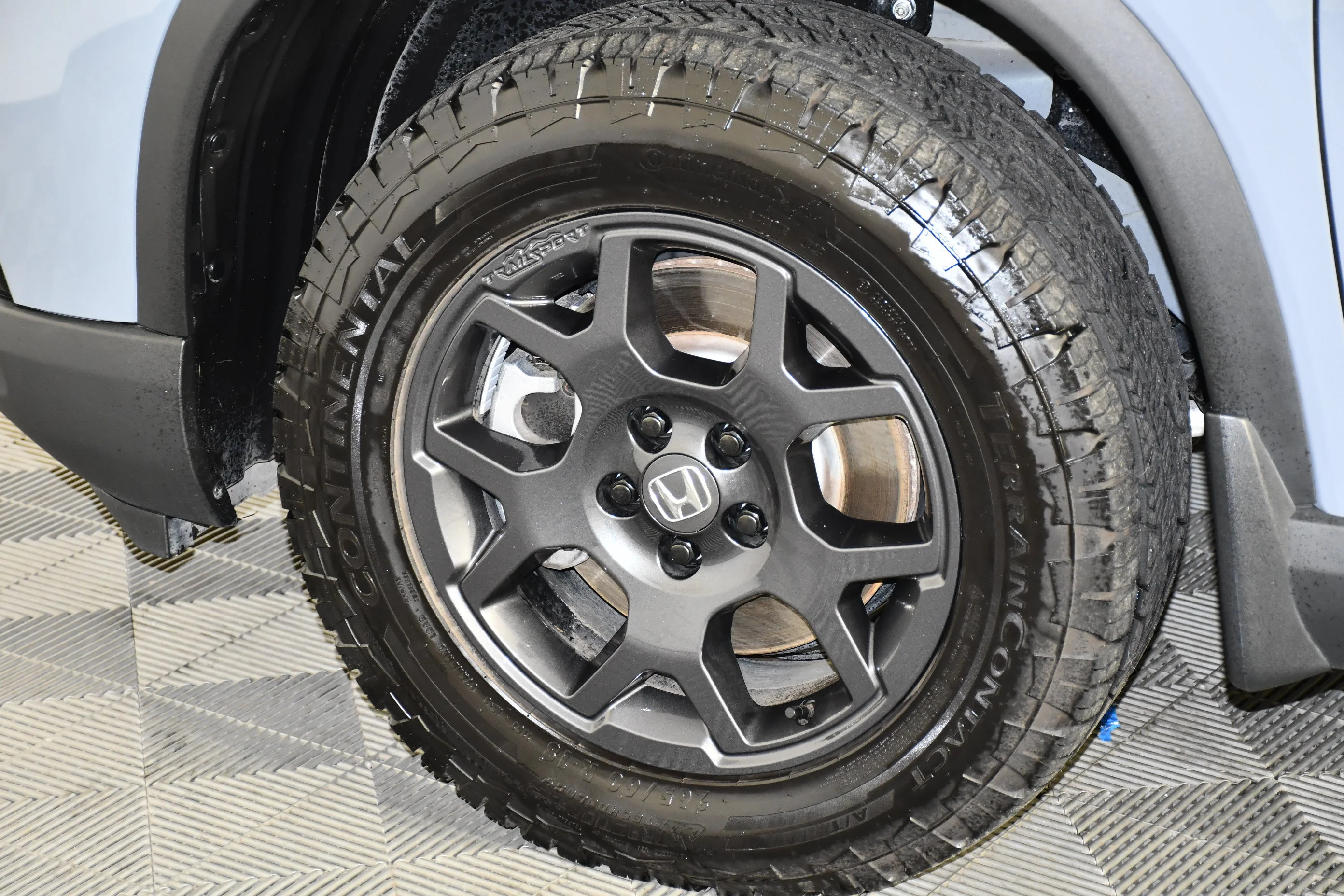 Used 2025 Sonic Gray Pearl Honda TrailSport image 56