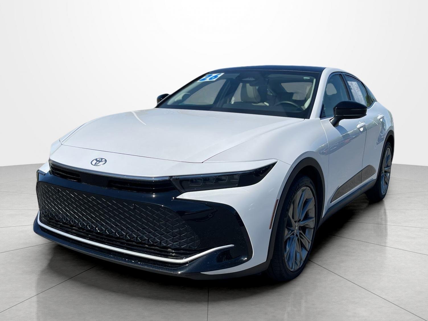 2026 Toyota Crown Limited AWD's photo