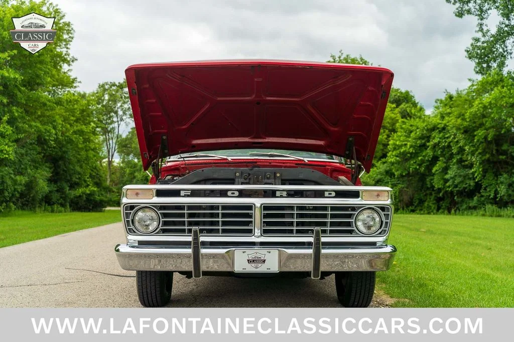Used 1975 Red Ford  image 60